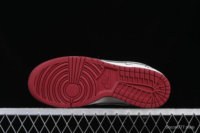 Nike Reigning Champ x SB Dunk Low Casual Skate Shoes with Triple Swoosh Design - RC3085-895