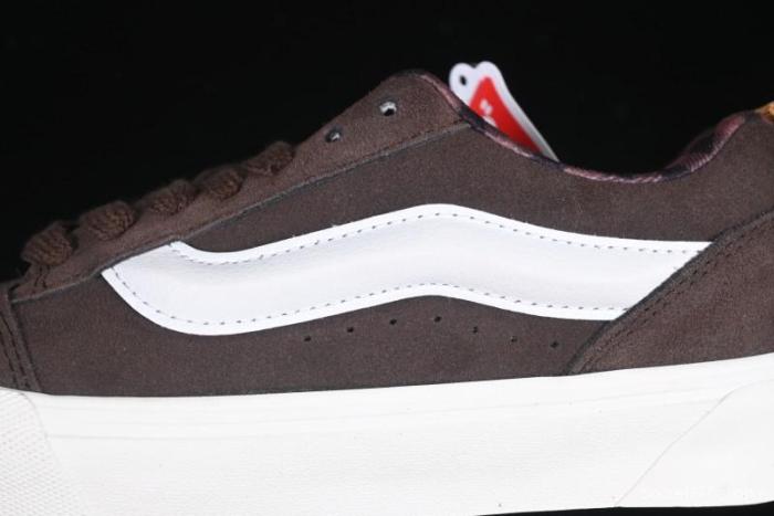 Vans Knu Skool Low Top Retro Casual Vulcanized Sneakers - VN000CS0DFN