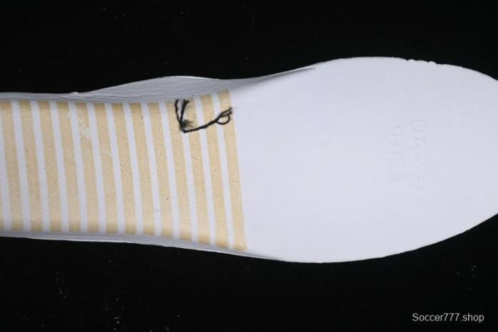 Nike Air Force 1 '07 Low Casual Sneakers with Black and White Hand-Drawn Anime Design - CT2585-100