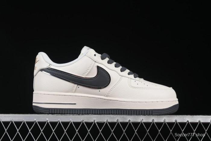 Nike Air Force 1 '07 Low Casual Sneakers in Black Pigskin - XZ6188-705