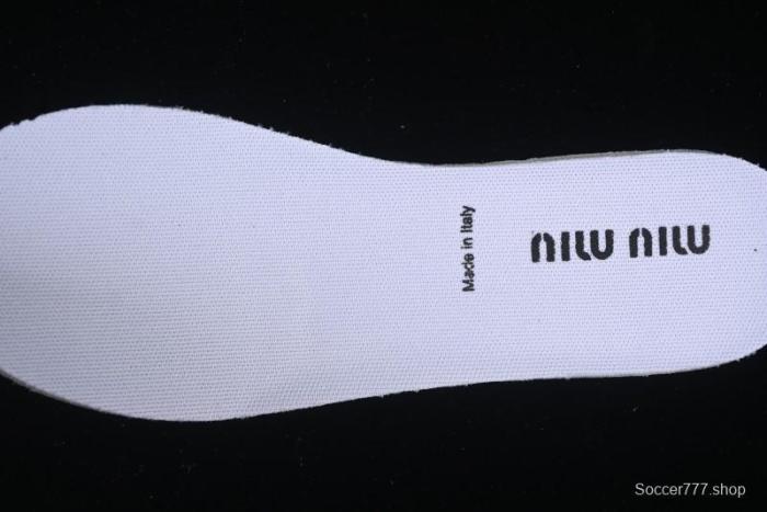 Miu Miu Suede Round Toe Lace-Up Women's Low-Top Casual Shoes - 99D4