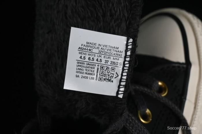 Converse Chuck 1970s Winter Waterproof Leather High-Top Sneakers with Gold Eyelets and Fleece Lining - A12444C