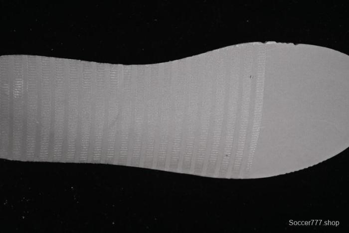 Nike SB Dunk Low Comme des Garcons Play Heart White Anniversary Custom Low-Top Casual Skate Shoes - DJ2024-052