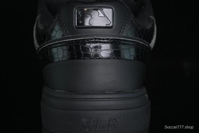 New York Yankees MLB Chunky Liner Wide Lux Platform Sneakers - 3ASXCWL4N50BKS