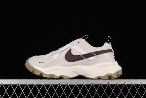 Nike TC 7900 Retro Dad Shoes with Reflective Swoosh and Cushioned Sole - DD9682-003