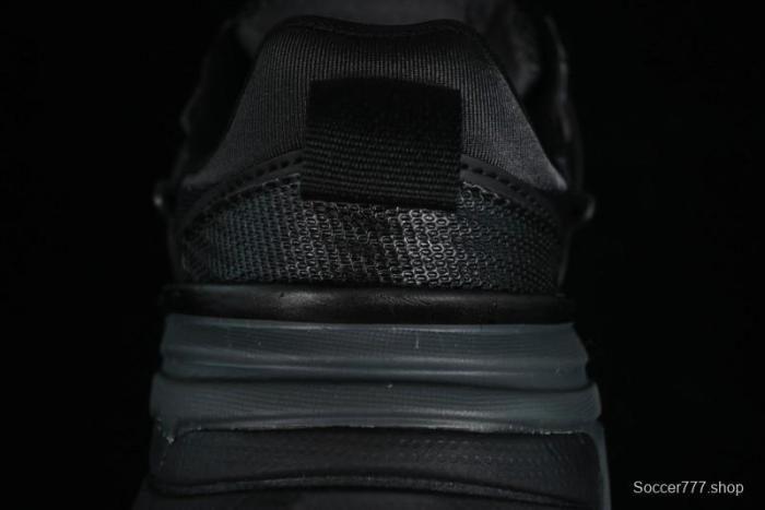 Nike Runtekk V2K Retro Low-Top Running Shoes with Cushlon Midsole and Anti-Slip Design - FD0736-001