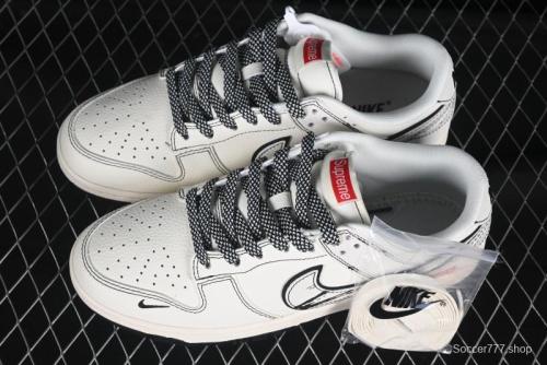 Nike x Supreme Dunk Low  Sketch Pack  - Premium Collaboration Sneaker