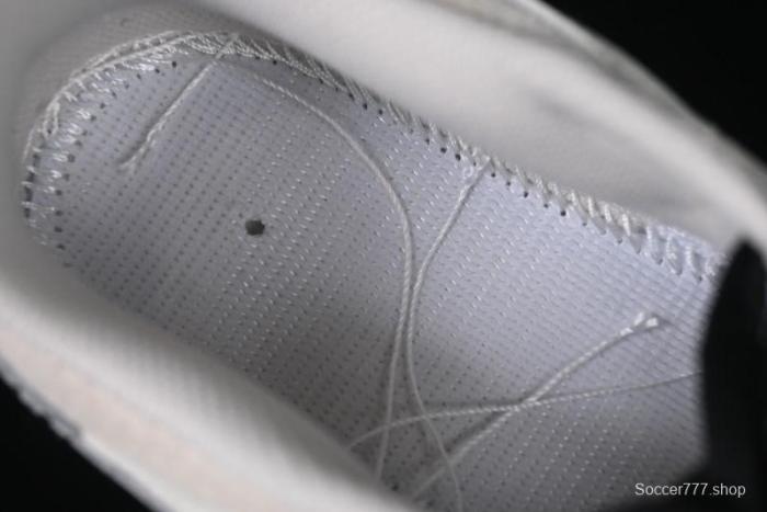 Nike SB Dunk Low UN Collaboration Anniversary Custom Sneakers with Black Swoosh - DJ2024-068