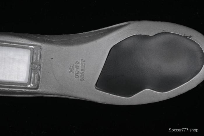 Nike SB Dunk Low  Mummy  Casual Skate Shoes with Tear-Away Fabric and Egyptian Theme - DM0774-111