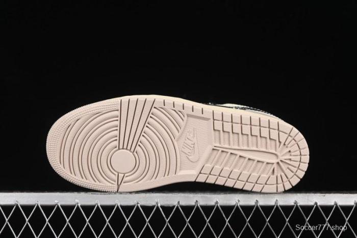 Nike Air Jordan 1 Low Retro Basketball Shoes with Classic Design - HQ3440-101