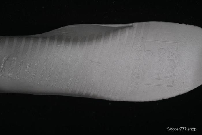 Nike Air Force 1 '07 Low Casual Sneakers with Full-Length Air Cushion - HM9483-300