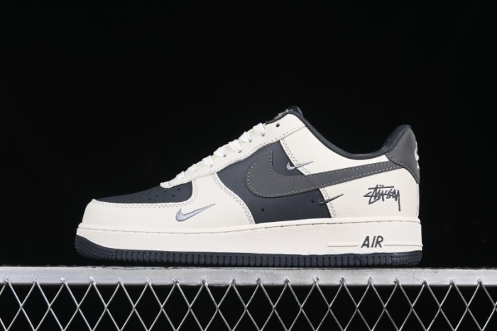 Nike Air Force 1 '07 Low Stussy Collaboration - Light Grey Triple Swoosh Low-Top Casual Sneakers - KK1988-037