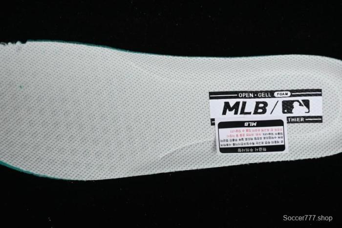 MLB Chunky Liner Basic New York Yankees Height-Increasing Thick-Sole Casual Sneakers - 3ASXCLB3N50SIS