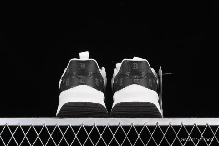 New York Yankees MLB Chunky Runner Basic Lightweight Casual Sneakers - 3ARNCRD4N43BKS