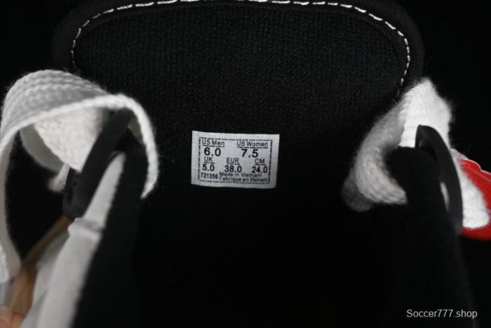 Vans Classics Knu Skool Retro Sneakers with Enlarged Toe and Thickened Tongue - VN000CZUVE1