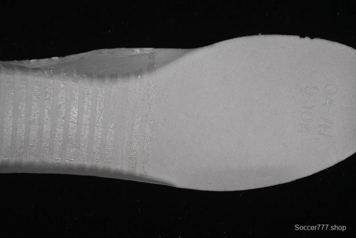 Nike Air Force 1 '07 Low Casual Sneakers with Full-Length Air Cushion - IB6388-002