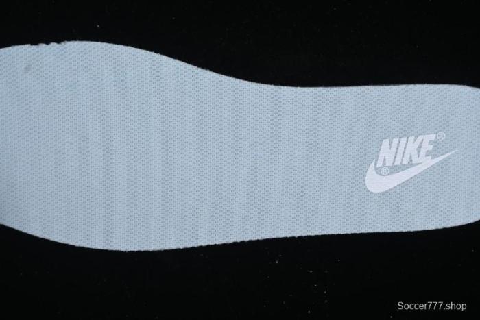 Nike Dunk Low Year of the Dragon Limited Edition Imperial Blue and White Porcelain Low-Top Casual Sneakers - DV0833-104