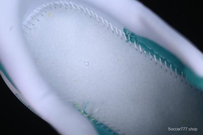 Nike Journey Run 2024 Low-Top Casual Running Shoes with Shock Absorption Anti-Slip and Wear-Resistant Design - FN0228-105