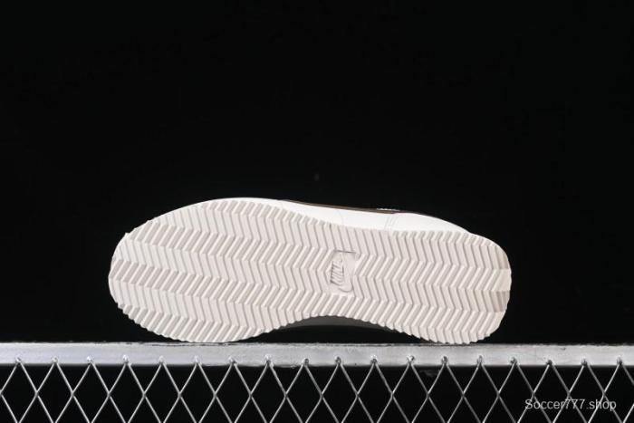 Nike Classic Cortez Leather Retro Running Shoes - DN1791-104