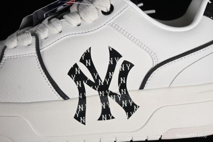MLB Chunky Liner Basic New York Yankees Thick Sole Casual Sneakers with 6cm Height Increase - 3ASXCLR3N50WHS