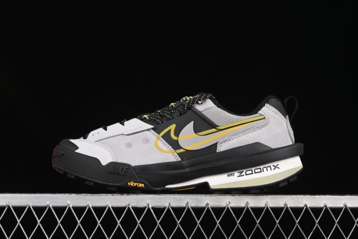 Nike Sacai Zegamadome SP Low-Top Lifestyle Sneakers with Functional Design - HQ8618-003