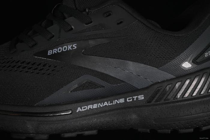 Brooks Adrenaline GTS 23 Running Shoes with Breathable Mesh Upper - 1103911D020