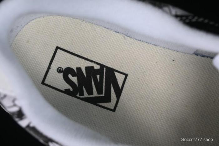 Vans Classics Knu Skool Retro Skate Shoes with Enlarged Toe and Thickened Tongue - VN000CZWBHJ