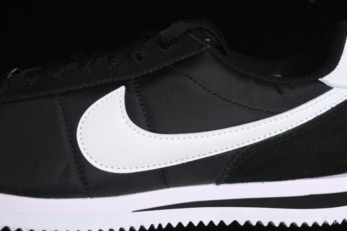 Nike Classic Cortez Leather Retro Running Shoes - HF0263-001