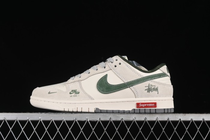 Nike SB Dunk Low Supreme x Stussy Triple Collaboration - Off White Green Swoosh Anniversary Custom Low-Top Casual Sneakers - SJ2068-303