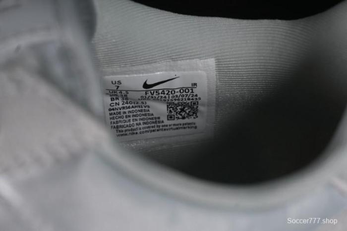 Nike Classic Cortez Leather Retro Running Shoes - FV5420-001