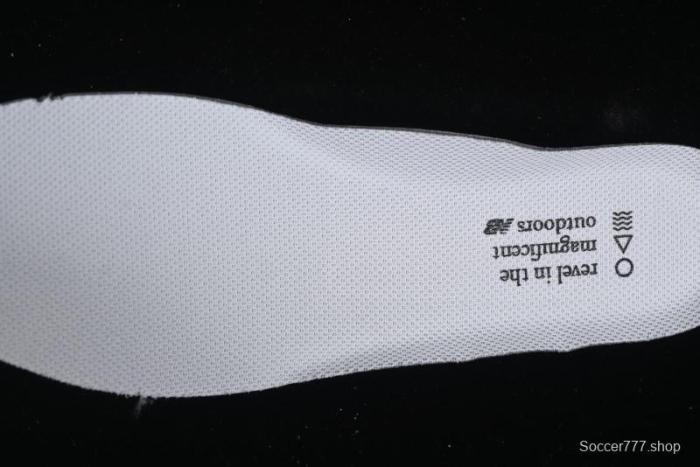 New Balance Fresh Foam X More V3TDS Low-Top Running Shoes with Durable Slip-Resistant Outsole - WTMORAG3