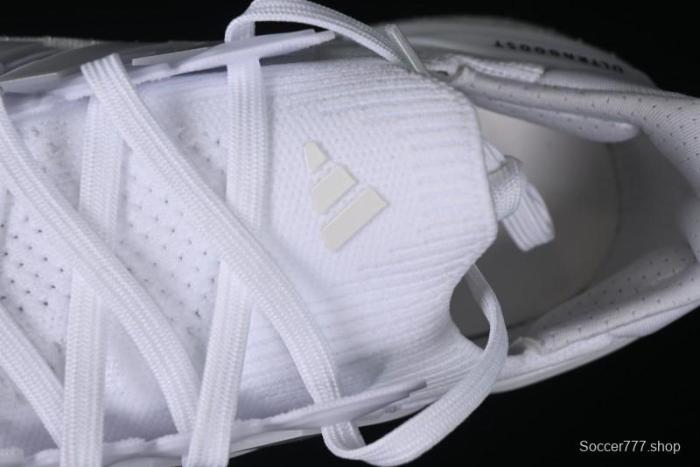 Adidas Ultraboost 5 ID8813 Running Shoes with Boost Cushioning