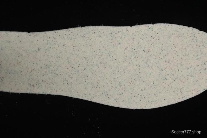 Nike Classic Cortez Leather Retro Running Shoes - DM4044-102