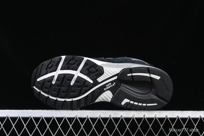 New Balance Made In USA M993 Series Classic Retro Casual Running Shoes - MR993BK