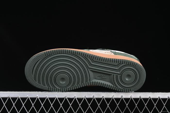 Nike Air Force 1'07 Low Supreme Collaboration Distressed Graffiti Casual Sneakers - DF0188-024