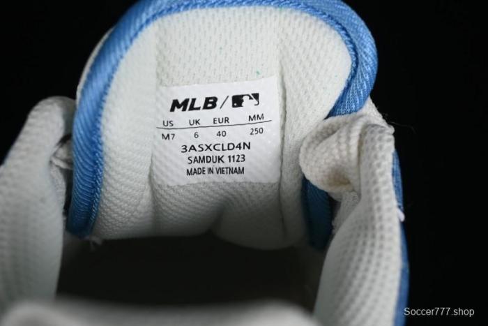 MLB Chunky Liner Basic Height Increasing Platform Sneakers with 6cm Inner Lift - 3ASXCLD4N50BLS