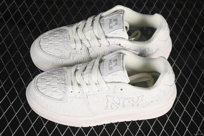 New York Yankees MLB Bigball Chunky Embo Monogram Platform Sneakers - 3ASXE015N50WHS