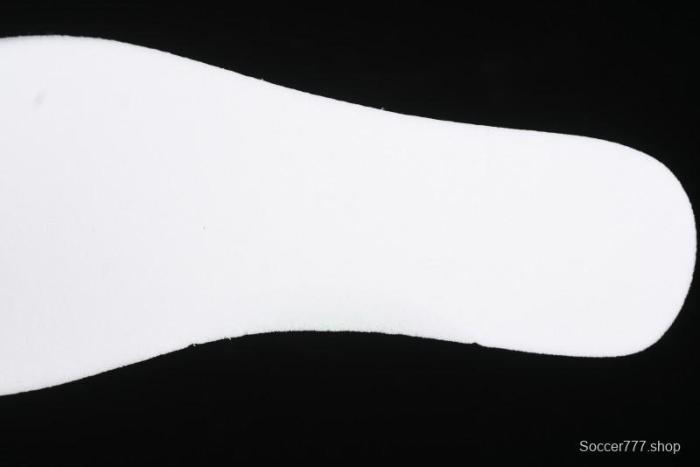 Nike Zoom Fly 5 Premium Lightweight Running Shoes with React Technology and Carbon Fiber Plate - DM8968-101