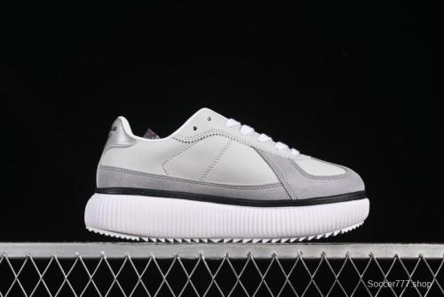 Onitsuka Tiger Delecity Thick Sole Low-Top Lifestyle Sneakers - 1183B874-020