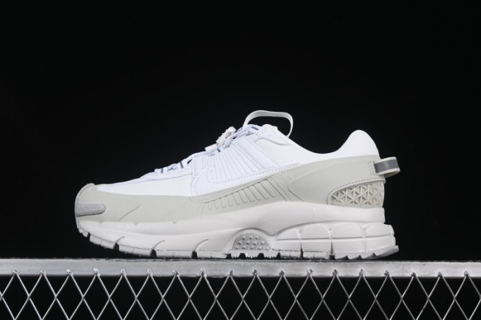 Nike Zoom Vomero 5 Retro Marathon Running Shoes with Thick Cushioned Sole - HV5951-100