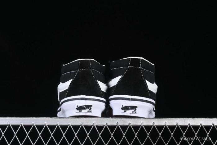 Vans HommeGirls x Vans Sk8-Mid Fashion Casual Mid-Top Canvas Sneakers with Bold Side Stripes - VN000NBNCJK