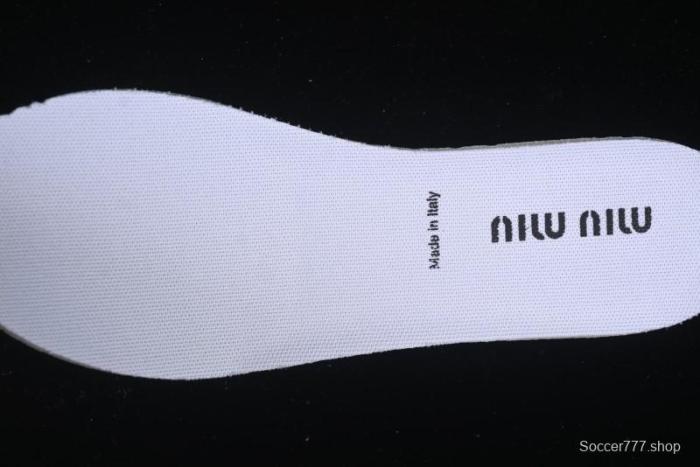 Miu Miu Suede Round Toe Lace-Up Women's Low-Top Casual Shoes - 99D4