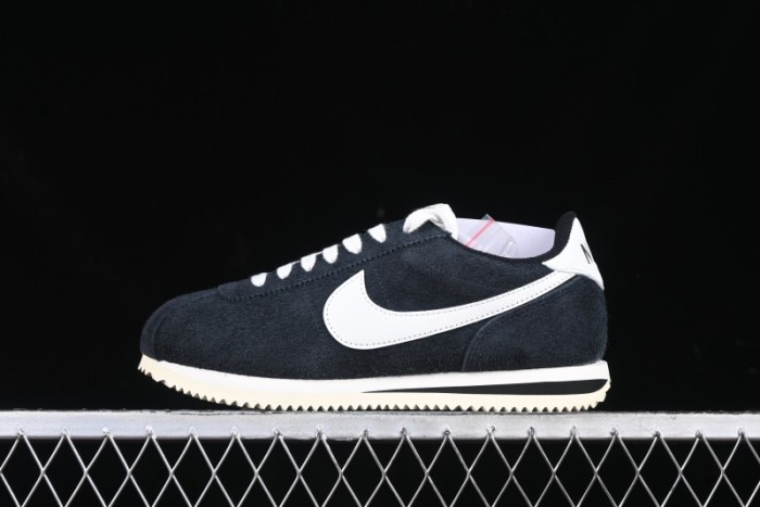 Nike Classic Cortez Leather Retro Running Shoes - FJ2530-001