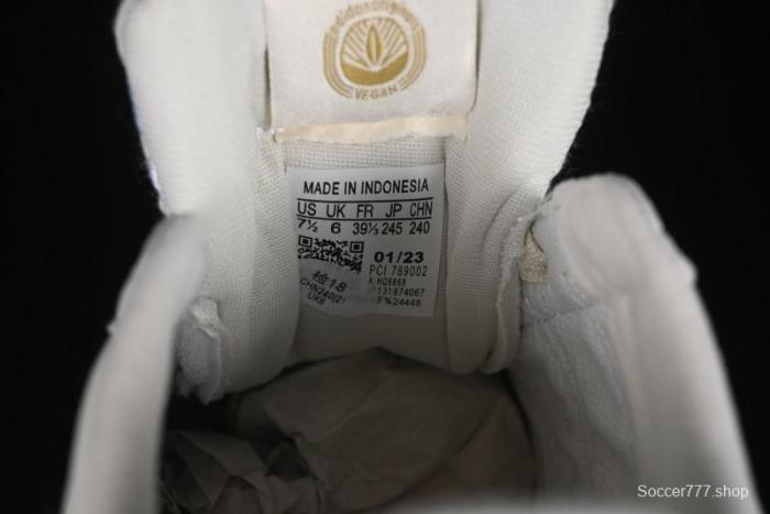 Adidas Superstar HQ6668 Casual Sneakers with Shell Toe Design