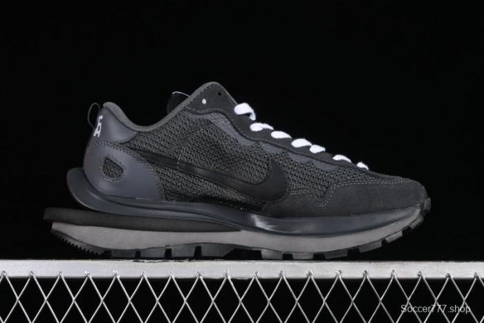 Nike Sacai VaporWaffle 3.0 Fashion-Forward Casual Sneakers - CV1363-105