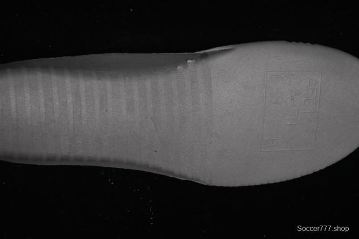 Comme des Garcons Shirt x Supreme x Nike Air Force 1 '07 Low Top Casual Sneakers - 923044-100