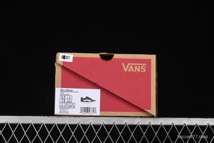 Vans Knu Skool Low-Top Retro Chunky Sneakers - VN000CS0PRM
