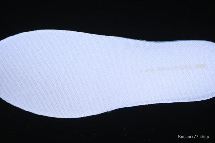 Nike Infinity Run 4 Gore-Tex Waterproof Road Running Shoes with Enhanced Energy Return - FB2204-101