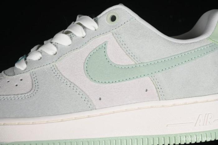 Nike Air Force 1 '07 Low Casual Sneakers with Full-Length Air Cushion - HQ1497-099