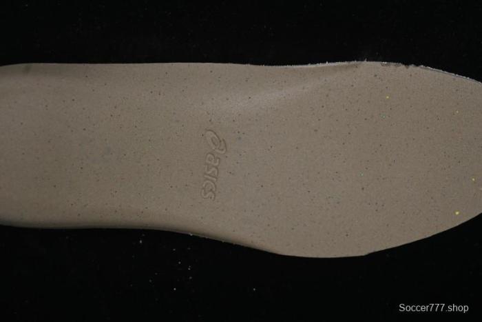 Asics Gel-Kayano 31 Running Shoes with GEL Cushioning and FLYTEFOAM BLAST Technology - 1012B670-100